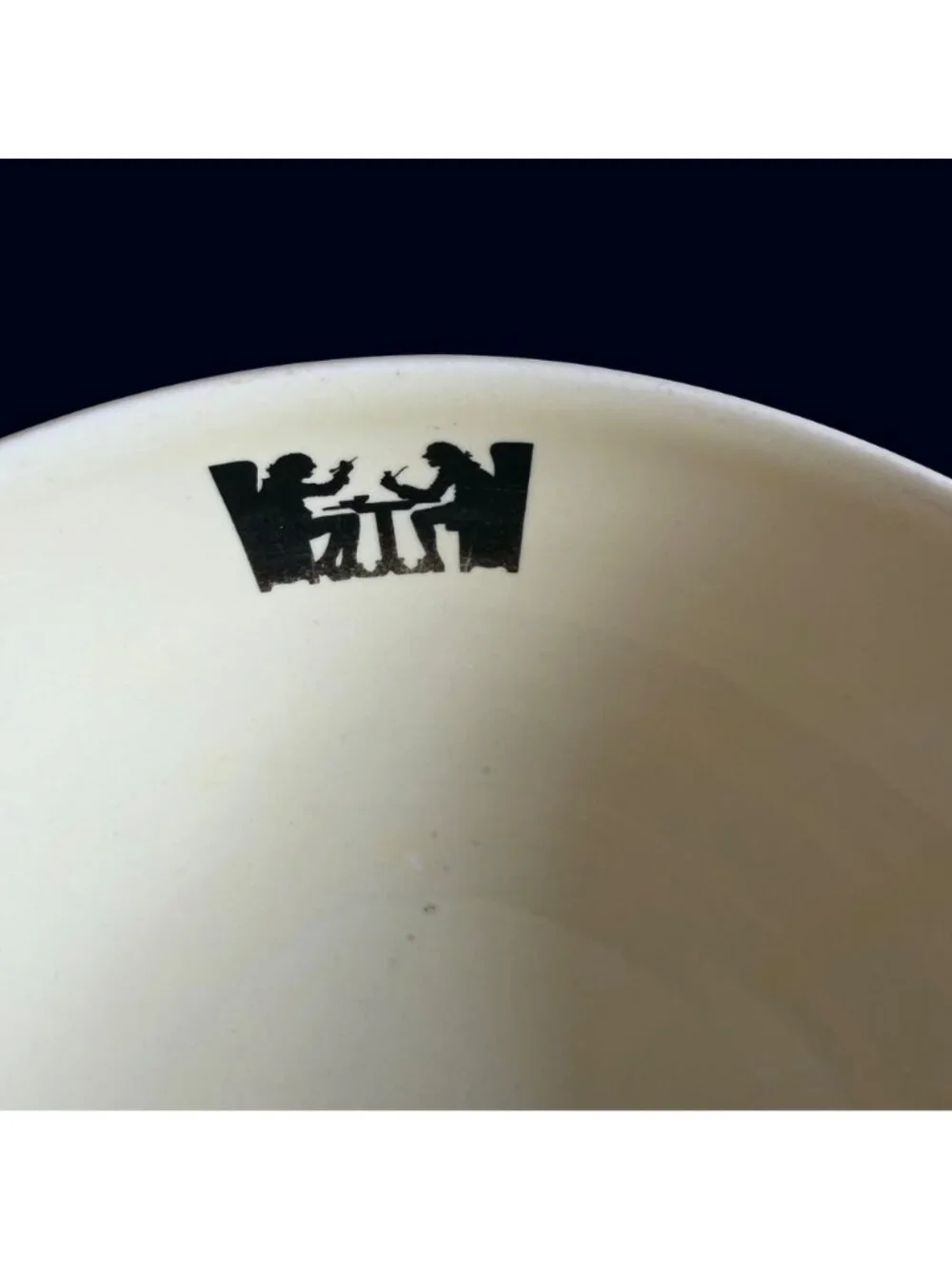 Vintage Hall's Superior Quality Kitchenware Silhouette Tavern Serving Bowl